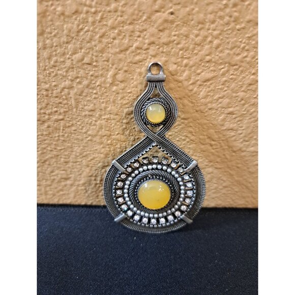 Lia Sophia Silver & Yellow Stone Pendant With Intricate Design - Picture 3 of 5